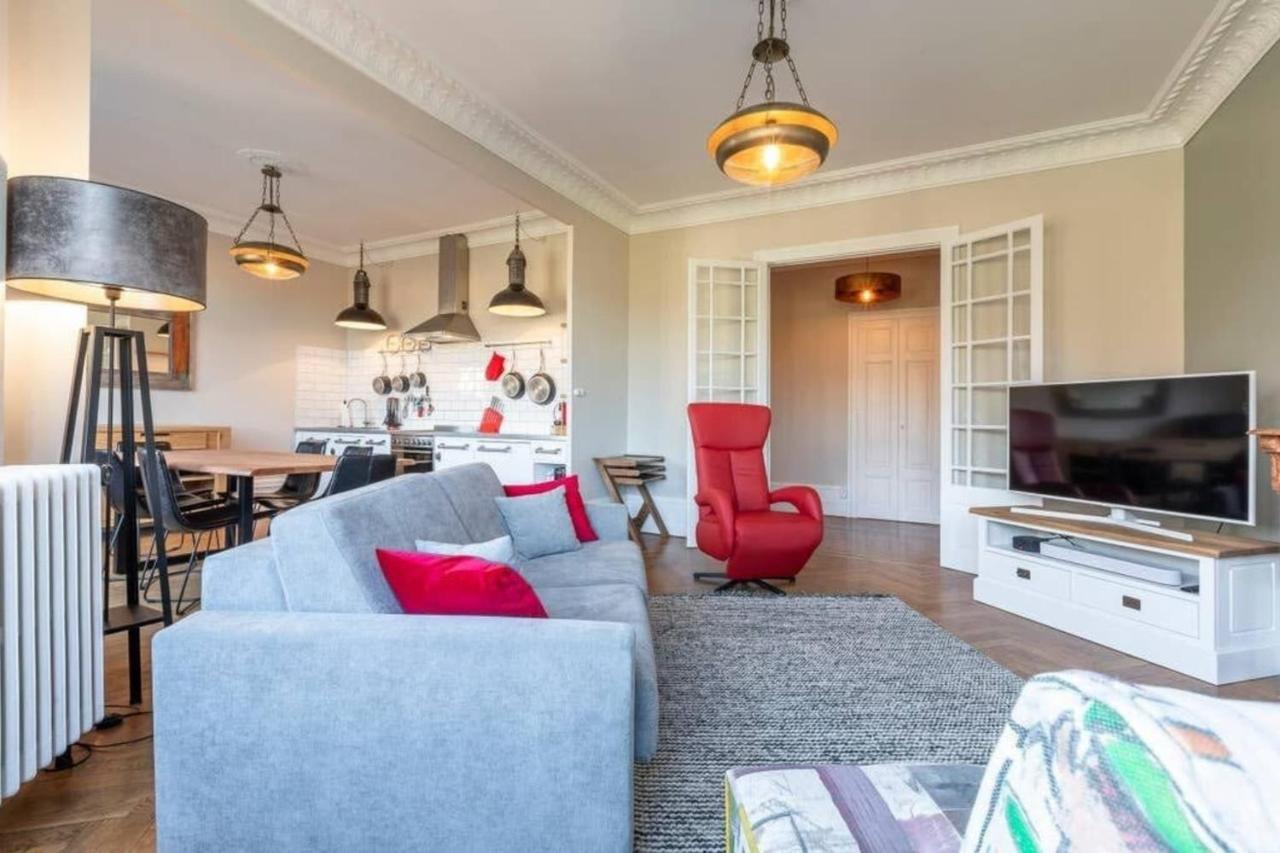 The Red Heart Of Annecy - Beautiful Apartment For 4 People Exterior photo